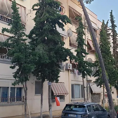 아파트 Near Apartment. *