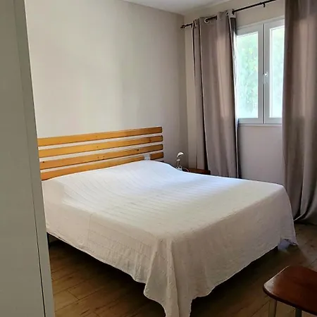 Near Apartment. 아파트 골렘